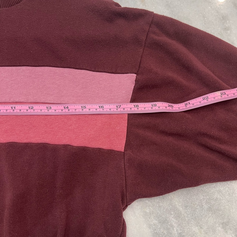 American Eagle Cropped Long Sleeve Sweatshirt - Picture 7 of 8